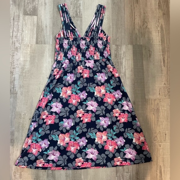 Tommy Bahama size S/P floral sundress - Picture 14 of 16